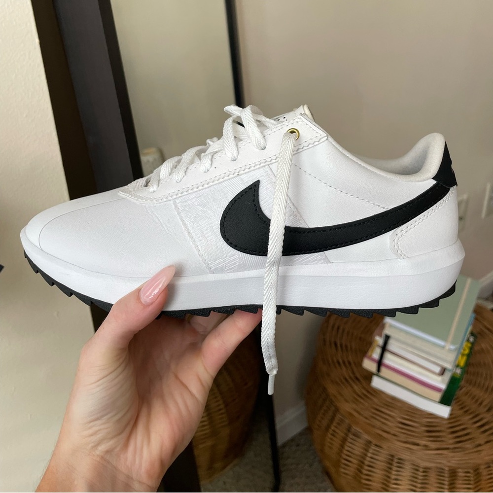 NIKE CORTEZ SNEAKER, SIZE 6, WORN ONCE